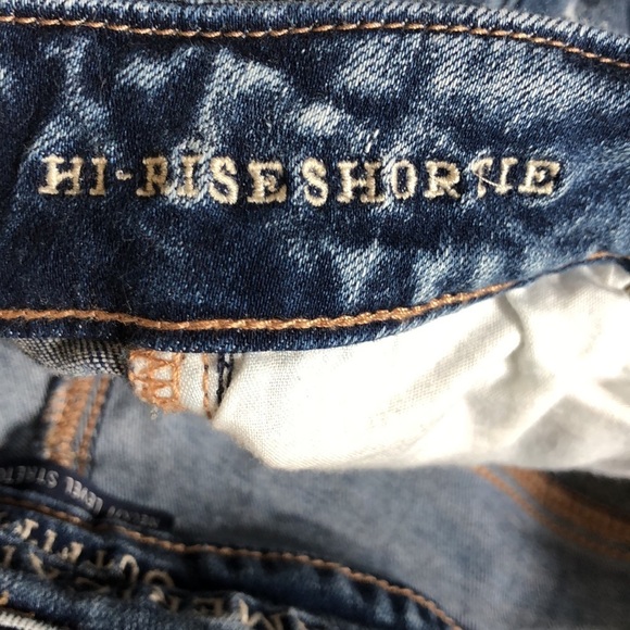 American Eagle Hi-Rise Shortie Jean Shorts - Picture 7 of 8